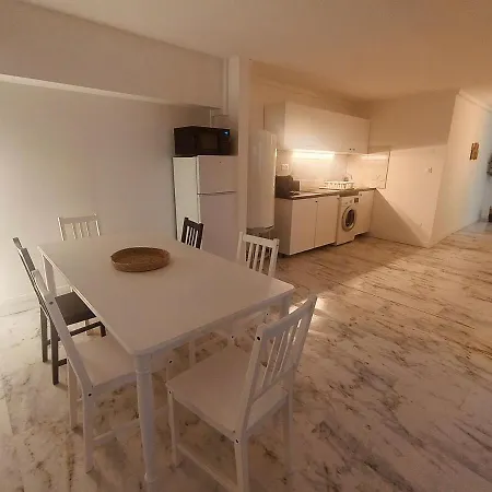 Superbe T2 De 95 M Appartement